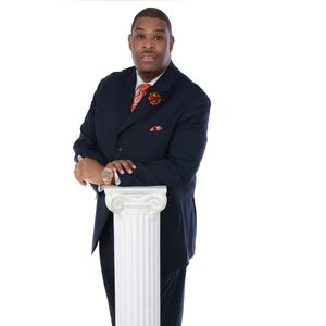 Meet your Posher, Robin